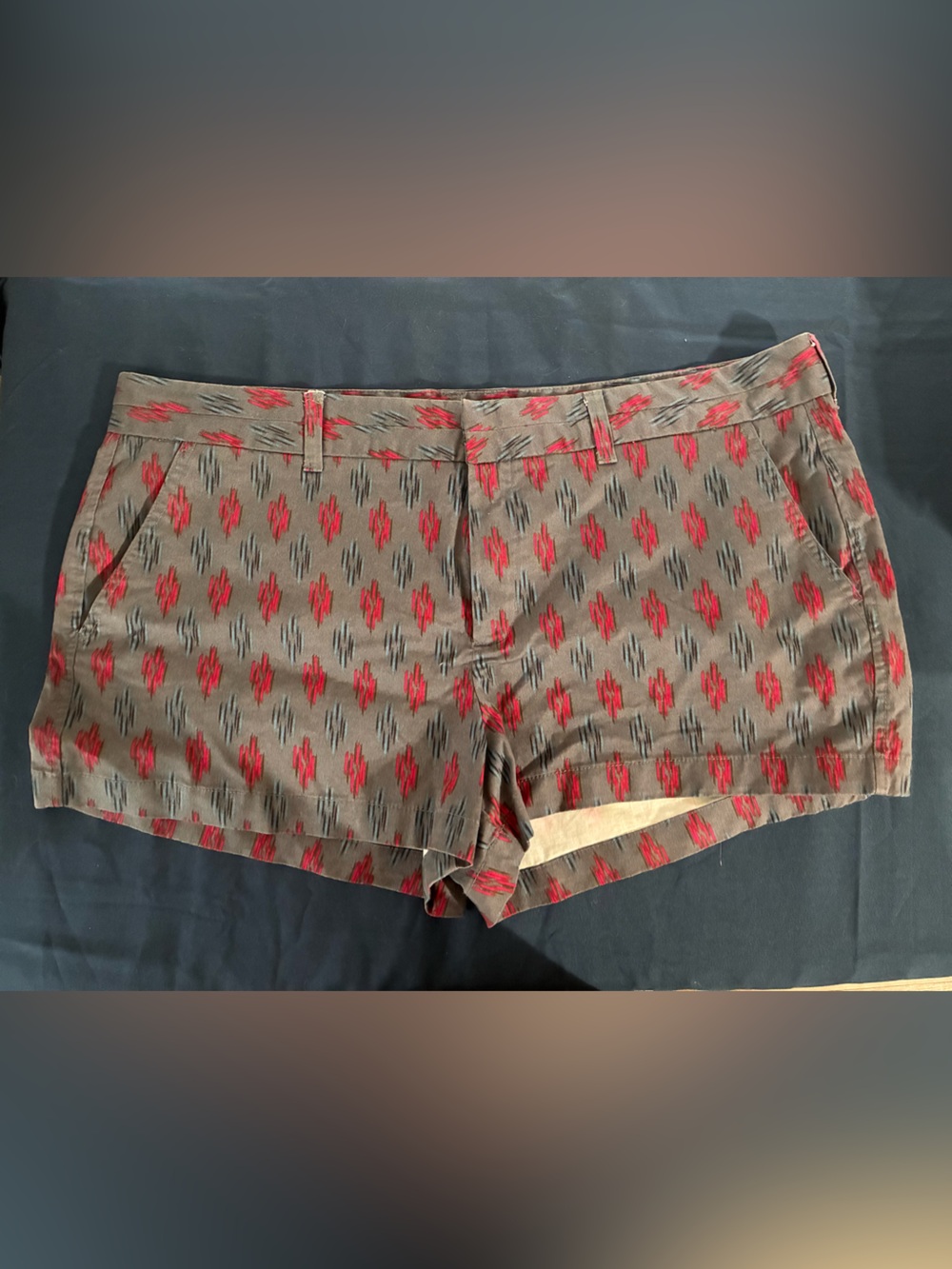GAP grey Shorts with Red blue and Black Pattern